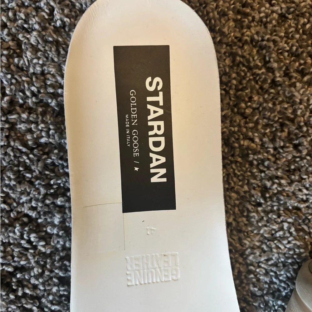 Golden Goose Stardan tan and White Sneakers - Picture 6 of 6